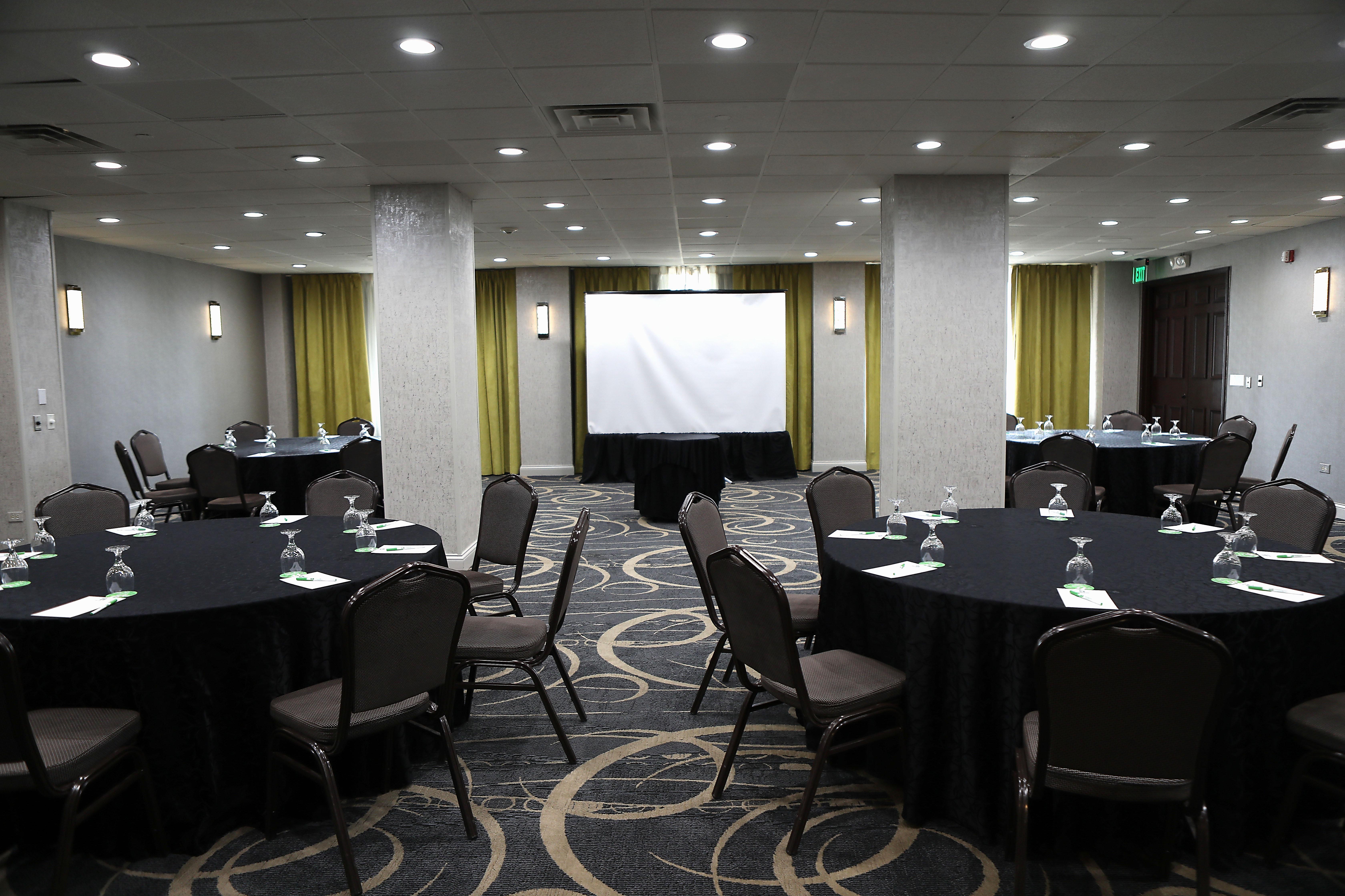 Holiday Inn Chicago/Oak Brook By Ihg Оукбрук Теръс Екстериор снимка