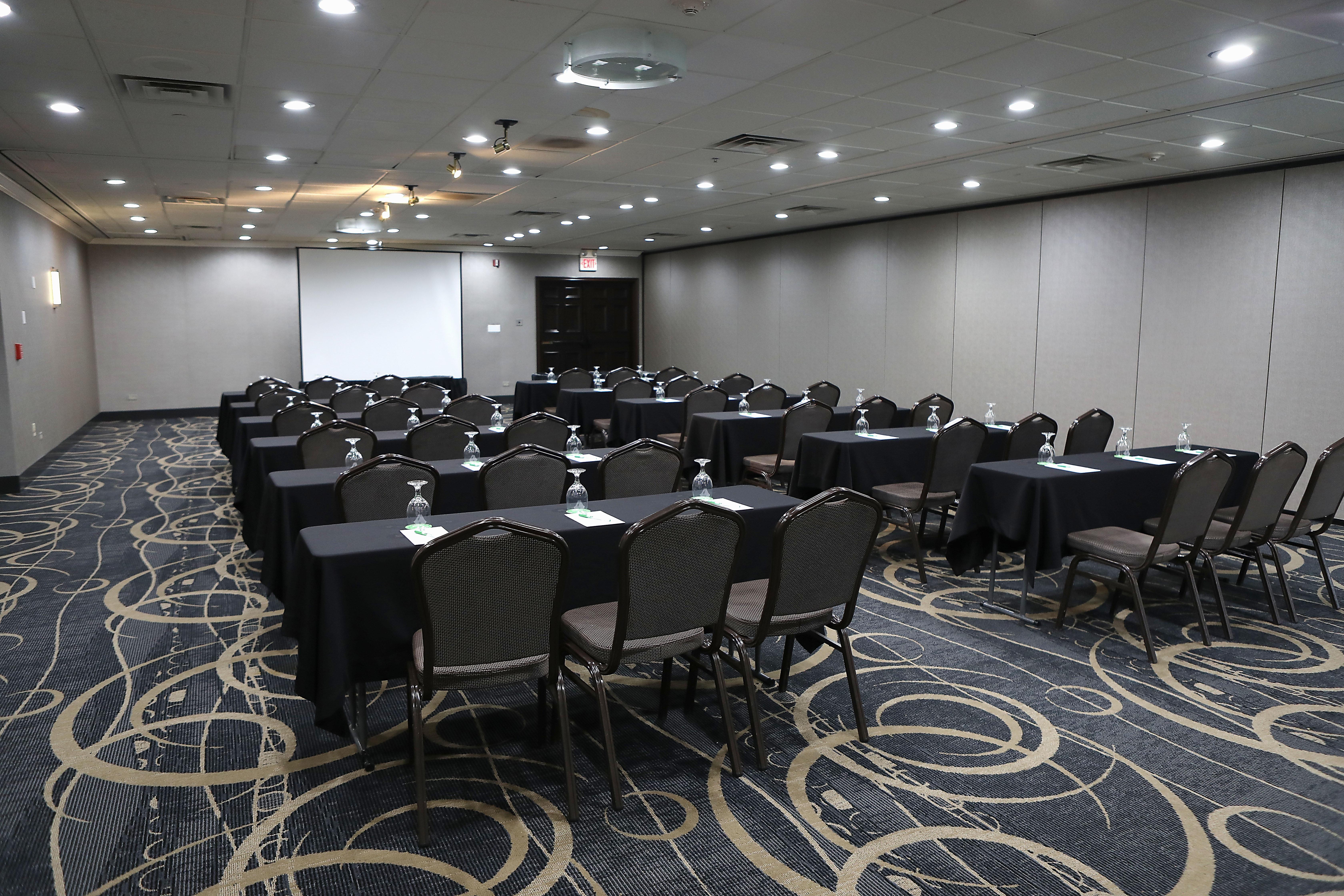Holiday Inn Chicago/Oak Brook By Ihg Оукбрук Теръс Екстериор снимка