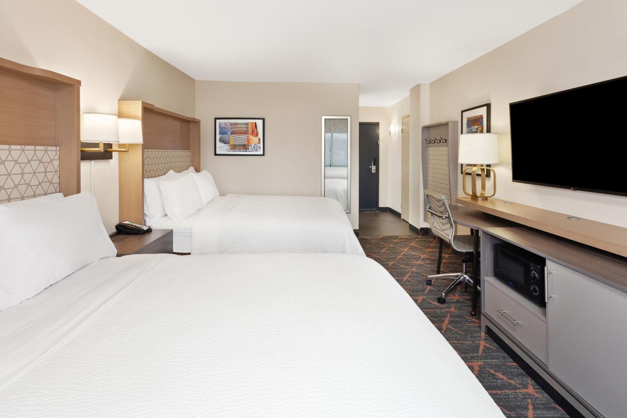 Holiday Inn Chicago/Oak Brook By Ihg Оукбрук Теръс Екстериор снимка