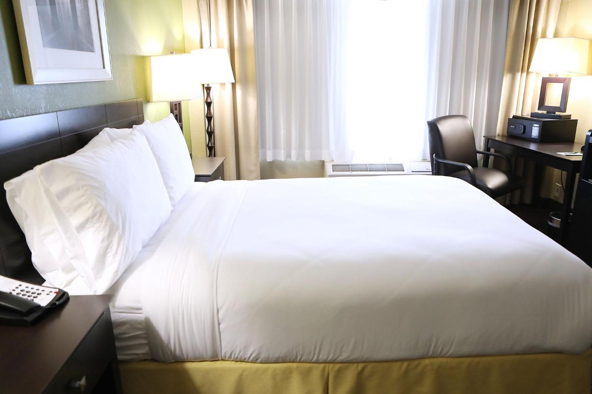 Holiday Inn Chicago/Oak Brook By Ihg Оукбрук Теръс Екстериор снимка