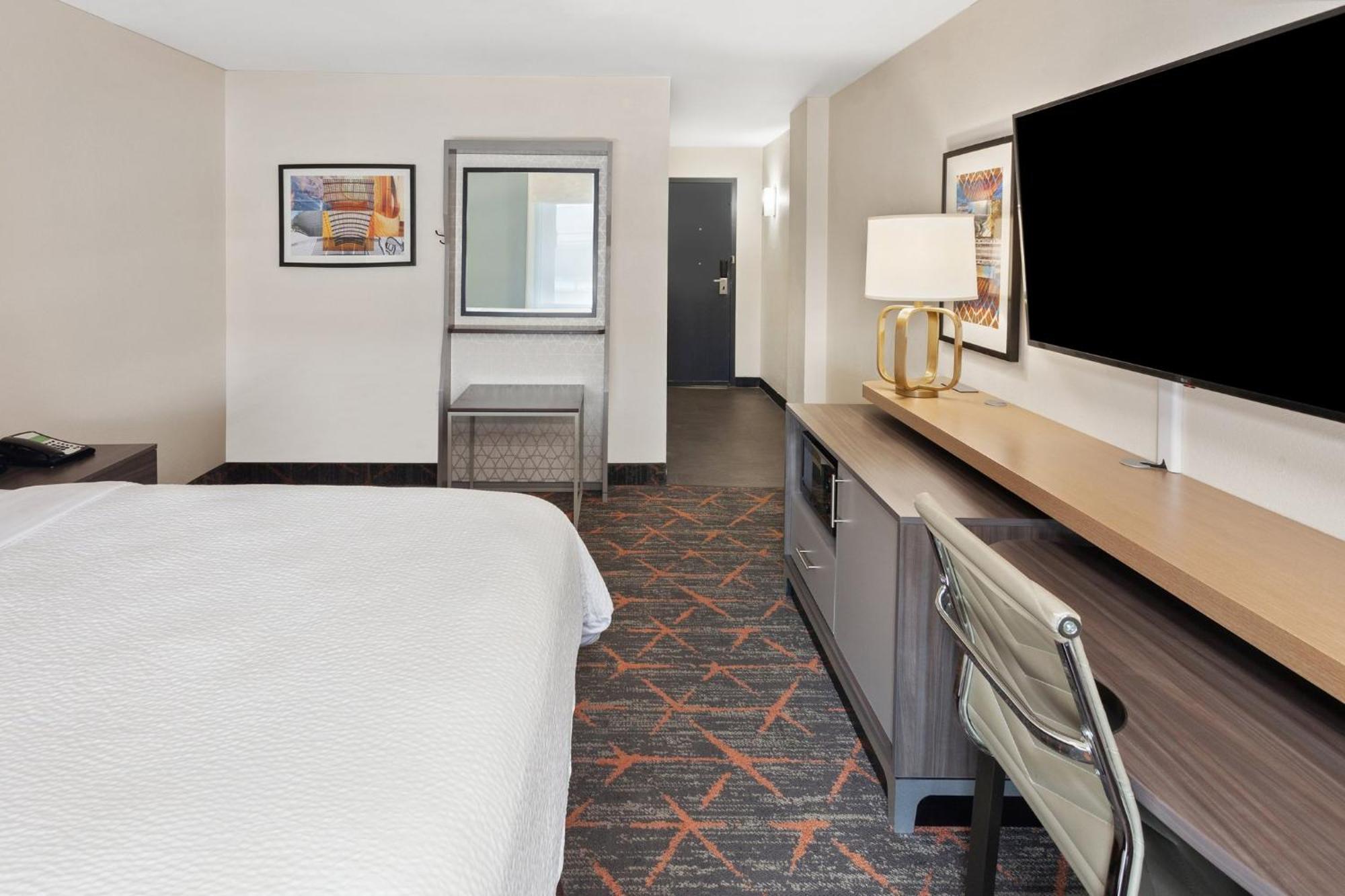 Holiday Inn Chicago/Oak Brook By Ihg Оукбрук Теръс Екстериор снимка