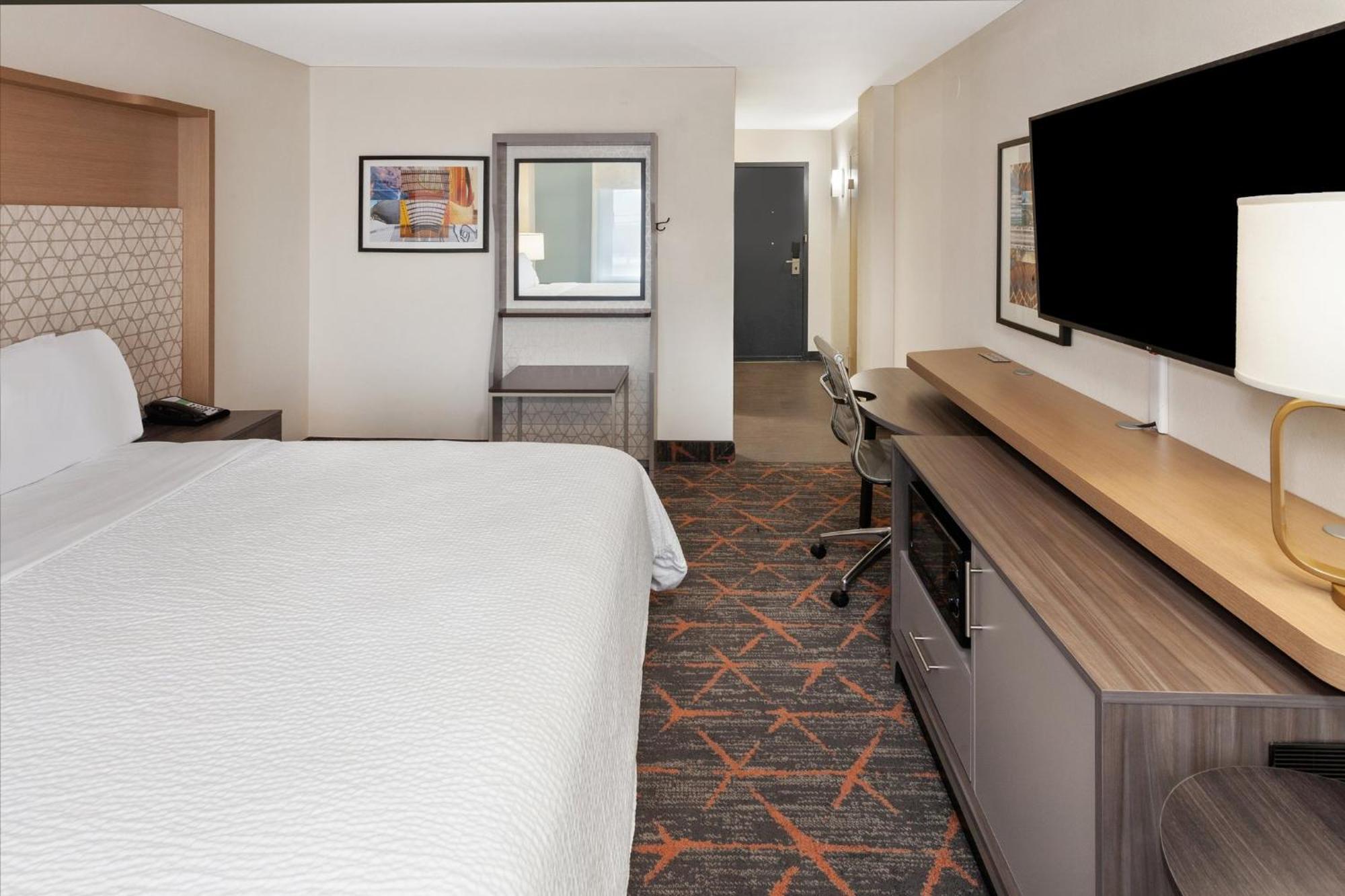Holiday Inn Chicago/Oak Brook By Ihg Оукбрук Теръс Екстериор снимка